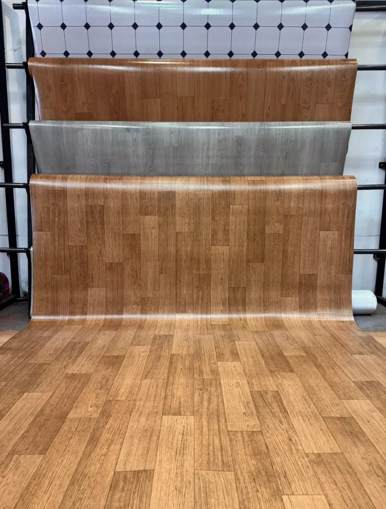 Linóleo 0,88 mm CHI-201-1 – Madera café cálido