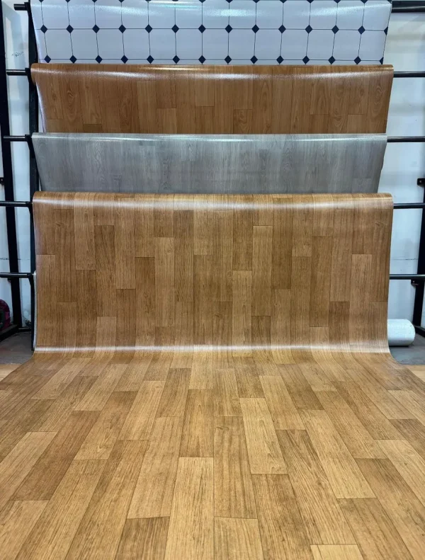 Linóleo CHI-201-2 de 0,88 mm, madera tono dorado